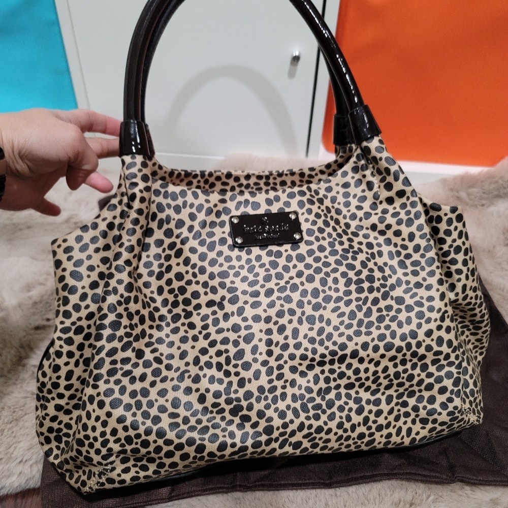 Kate Spade hand or shoulder bag